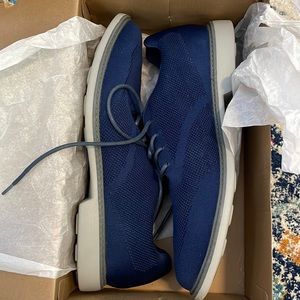 Blue casual Oxfords